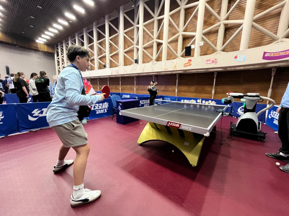 Pickleball youth exchange group moment